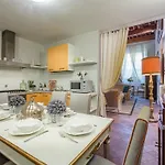 In Near Piazza San Michele Appartement Lucques
